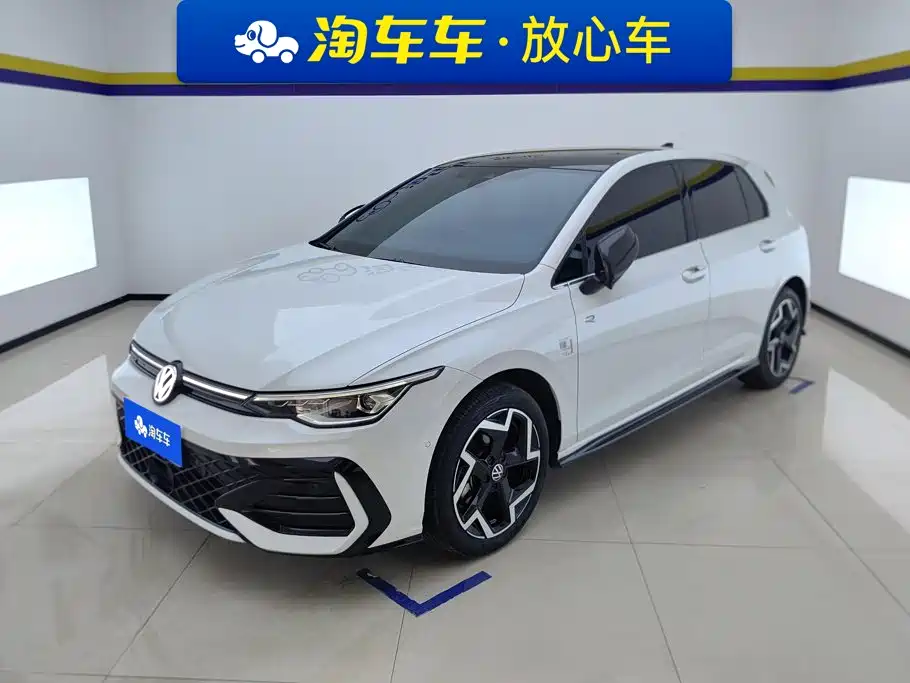Volkswagen Golf 2025