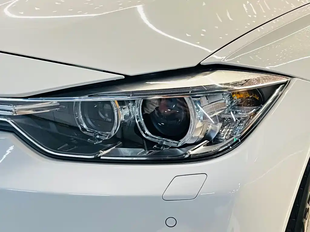 BMW 3 Series 2015 — фото 6