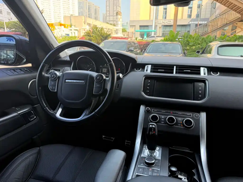 Land Rover Sport 2017 — фото 10