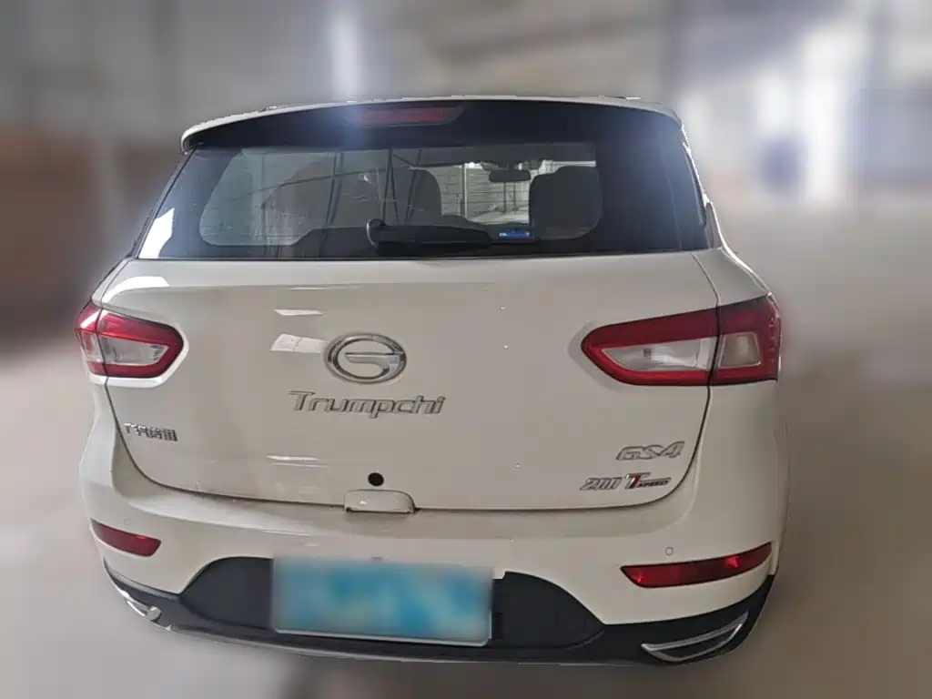 GAC Trumpchi GS4 2015 — фото 8