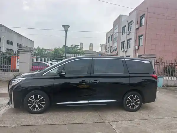GAC Trumpchi M8 2022