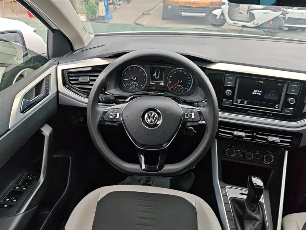Volkswagen Polo 2019 — фото 11