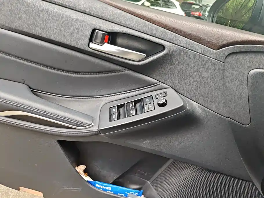 Toyota Avalon 2019