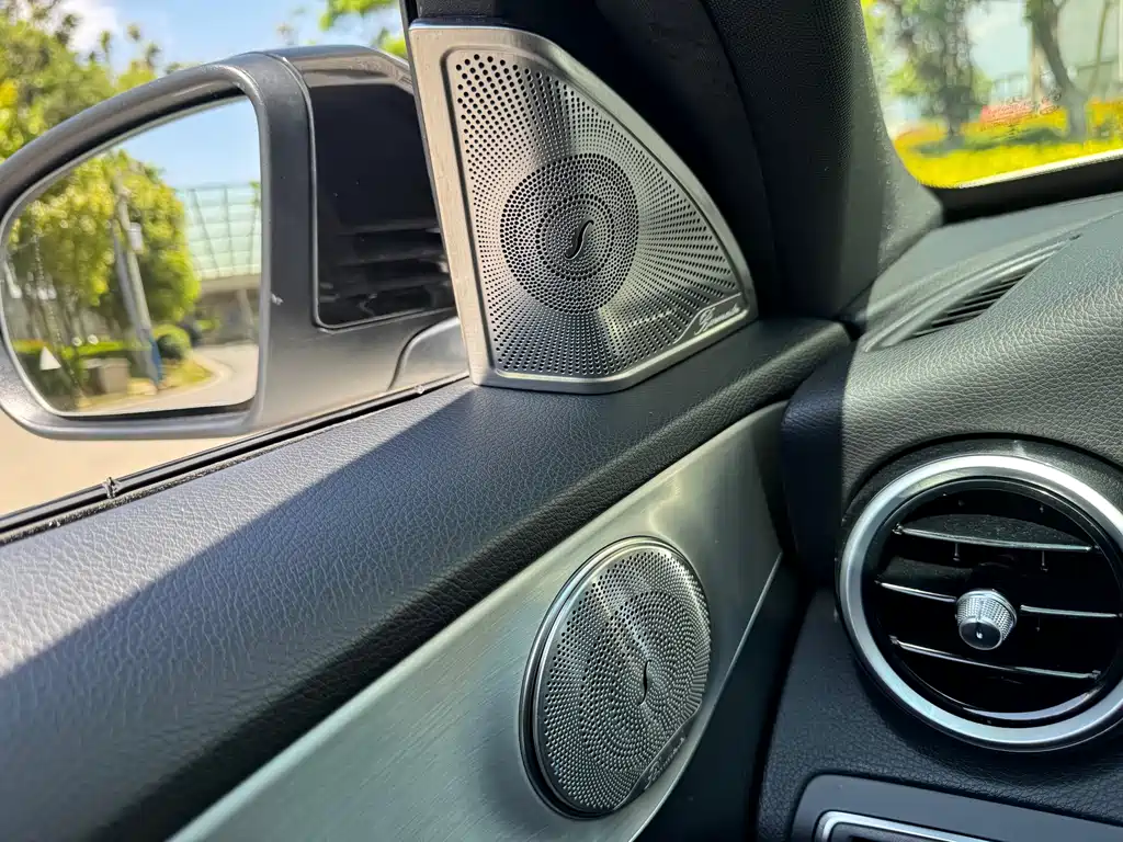 Mercedes-Benz C-Class 2019 — фото 31