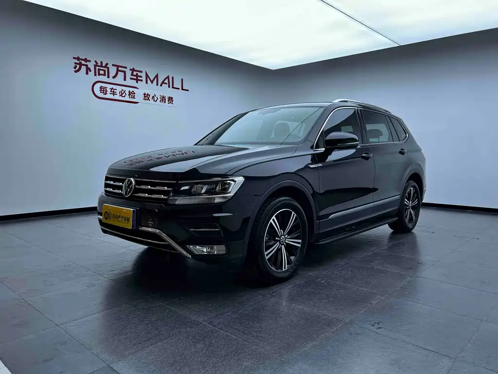 Volkswagen Tiguan L 2020 — фото 1