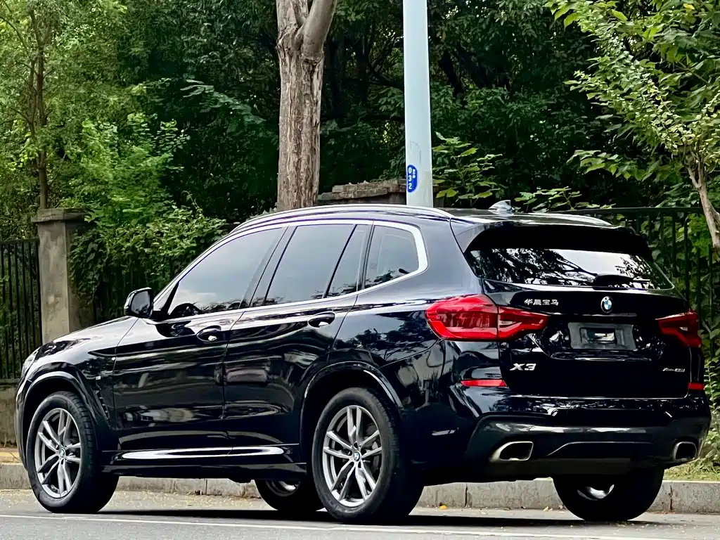 BMW X3 2021 — фото 7