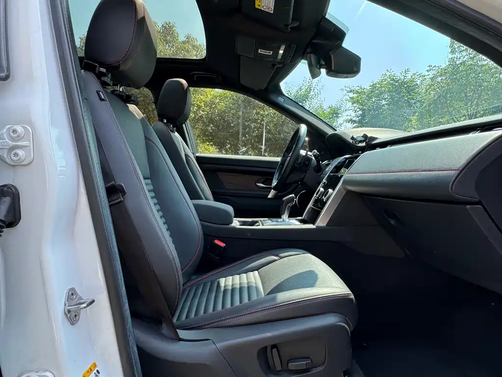 Land Rover Discovery Sport 2020 — фото 13
