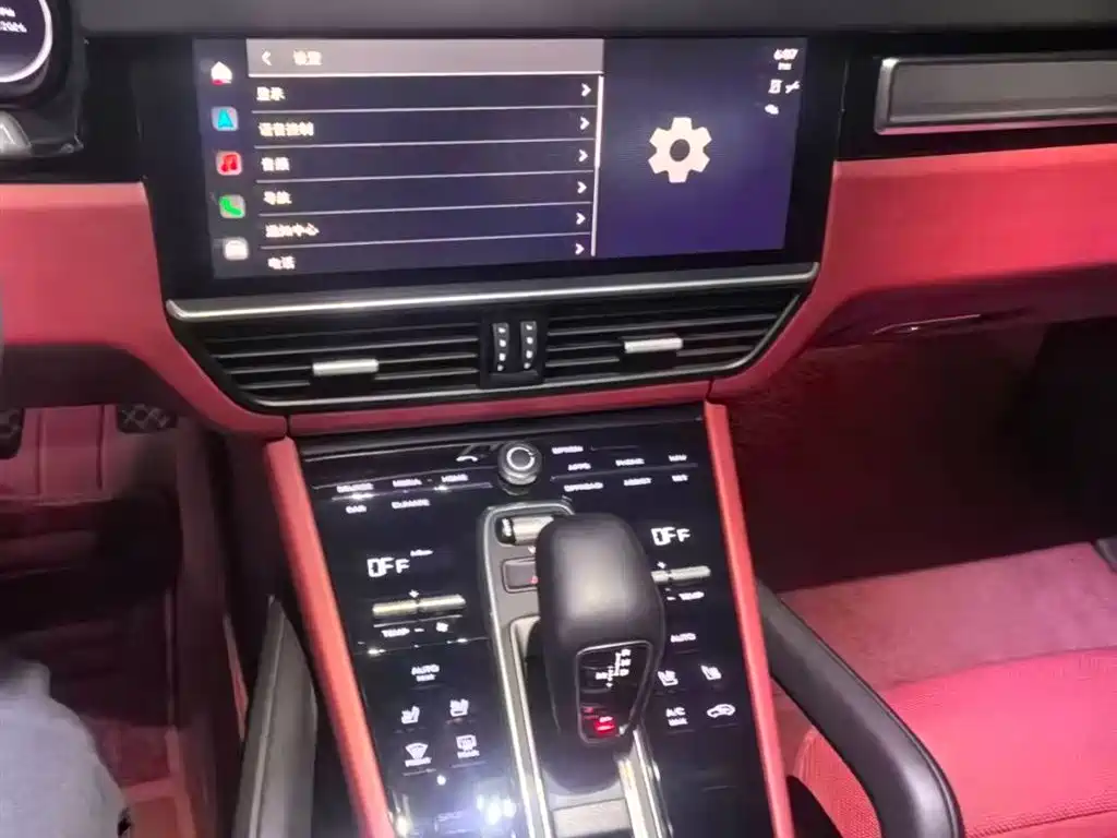 Porsche Cayenne 2023 — фото 10