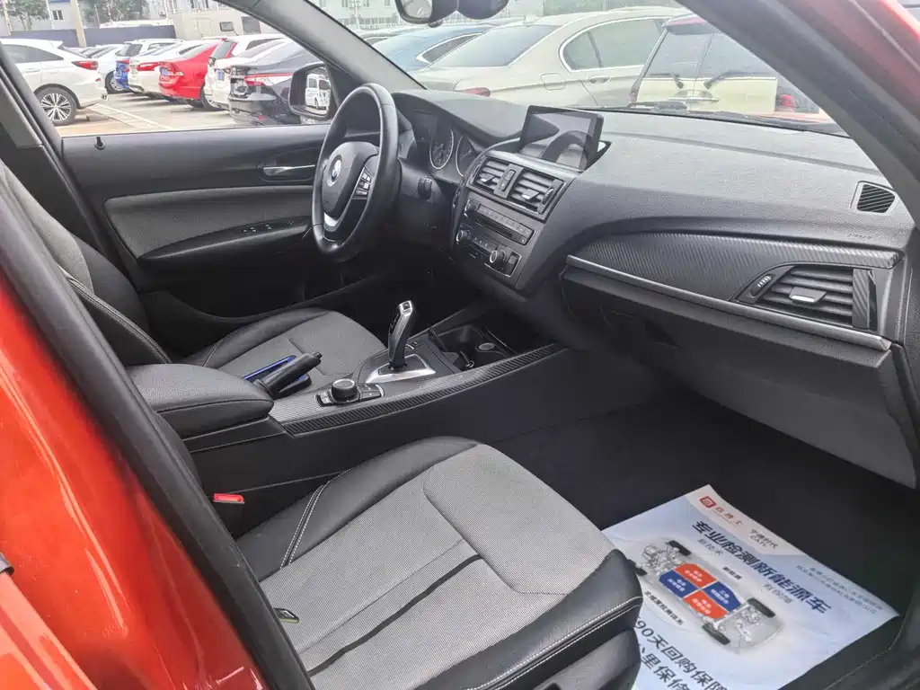 BMW 1 Series 2012 — фото 14
