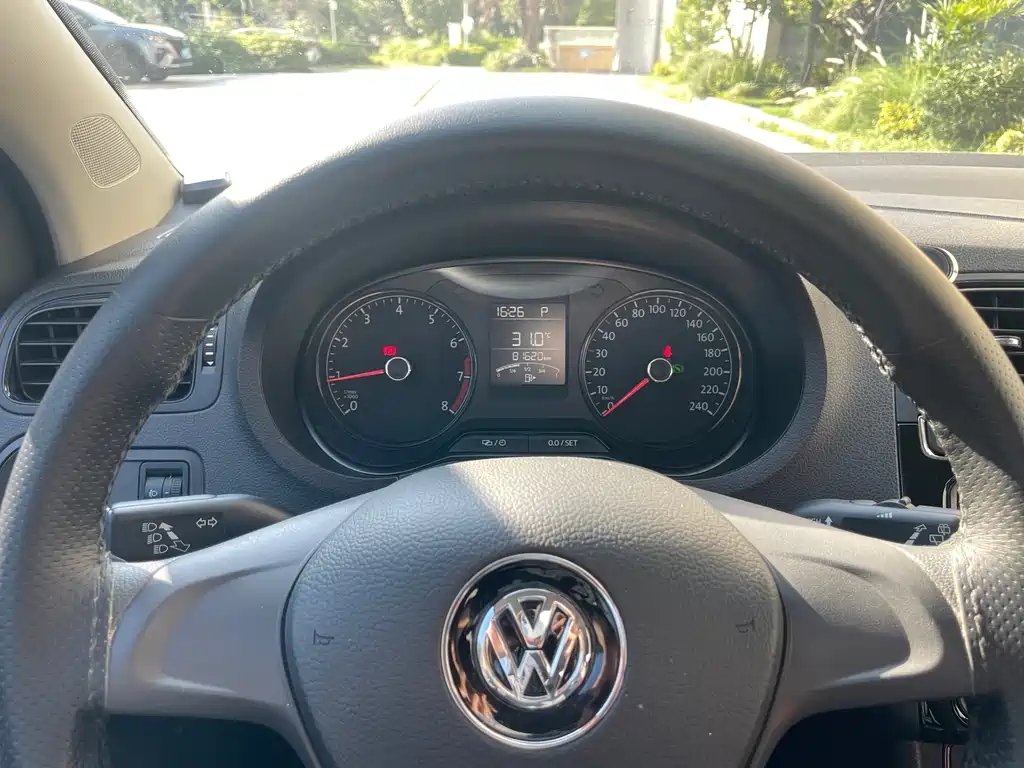 Volkswagen Polo 2019 — фото 16