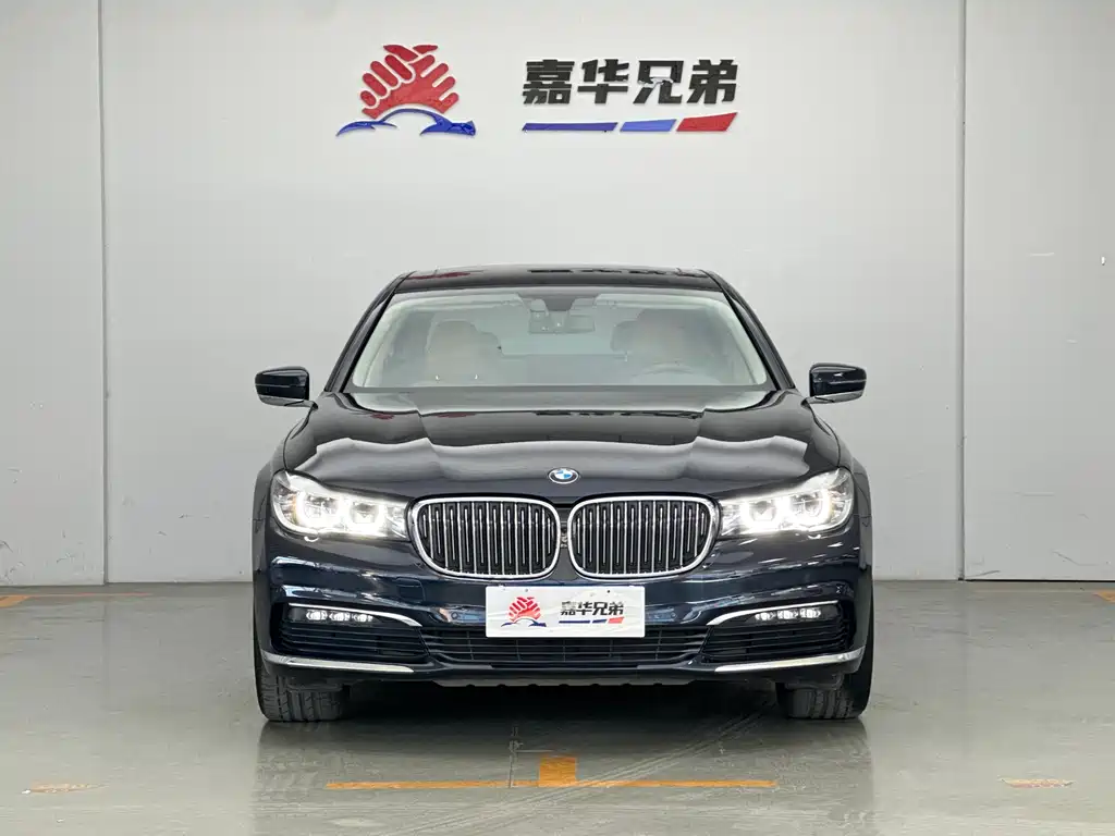 BMW 7 Series 2016 — фото 3