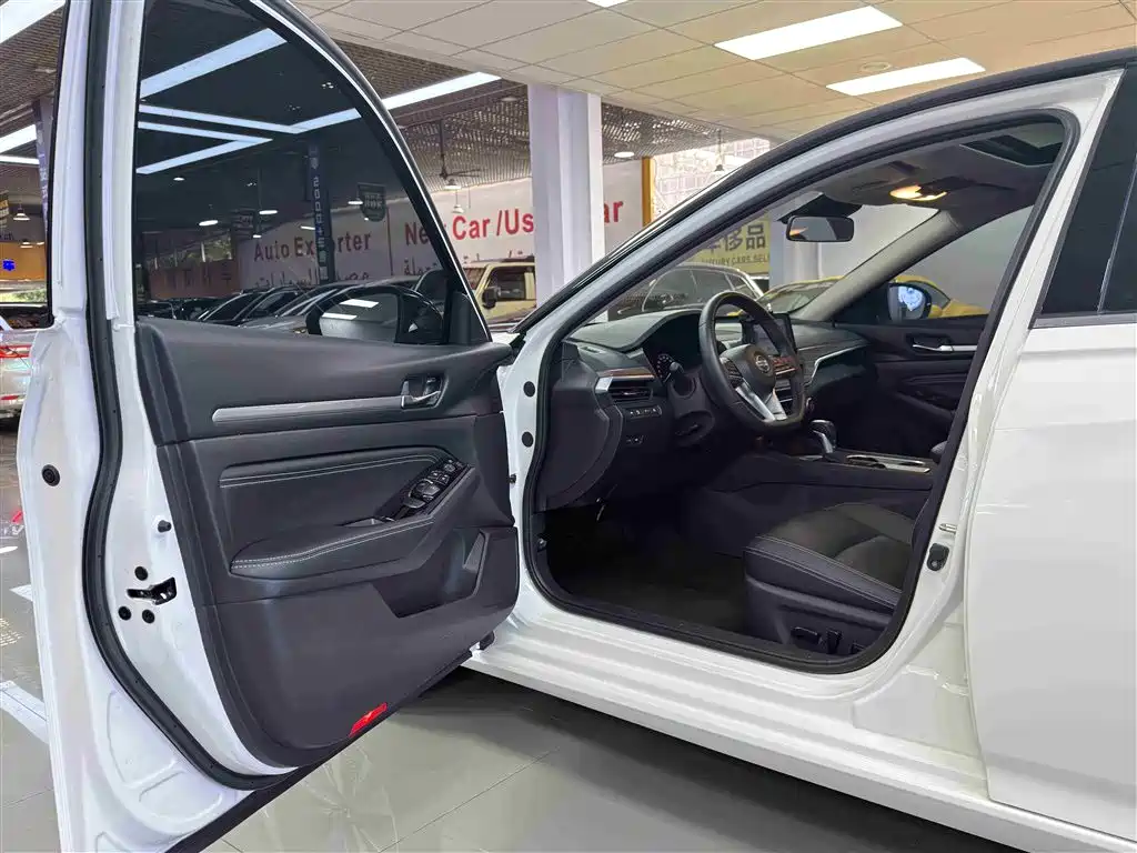 Nissan Teana 2022 — фото 19