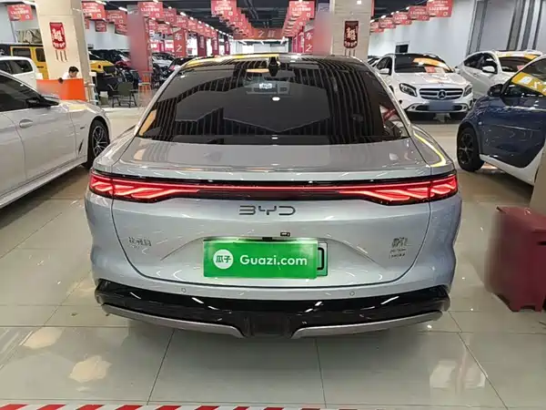 BYD Han L 2025
