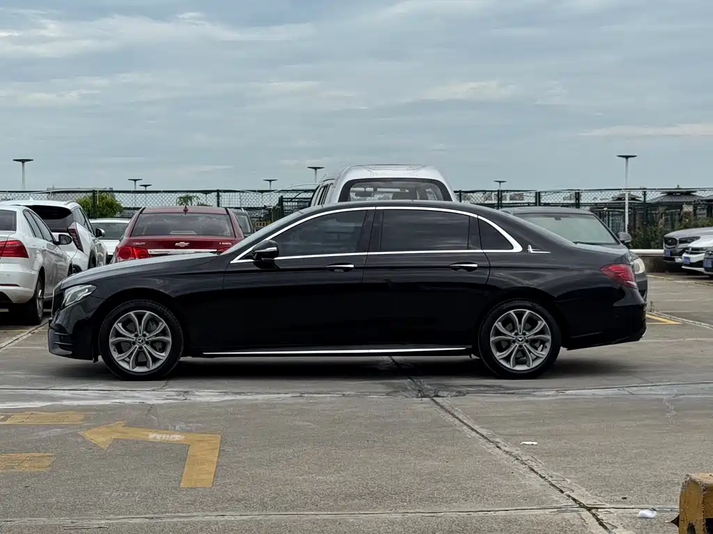 Mercedes-Benz E-Class 2019