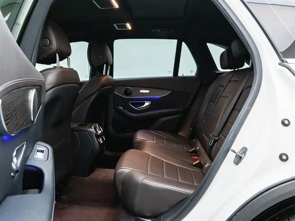 Mercedes-Benz GLC 2023 — фото 11