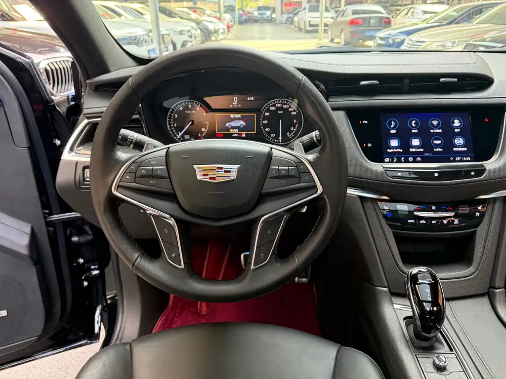 Cadillac XT5 2021 — фото 17
