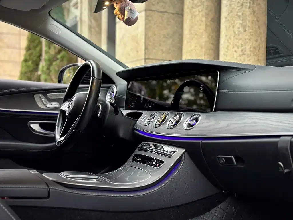 Mercedes-Benz CLS 2022 — фото 14