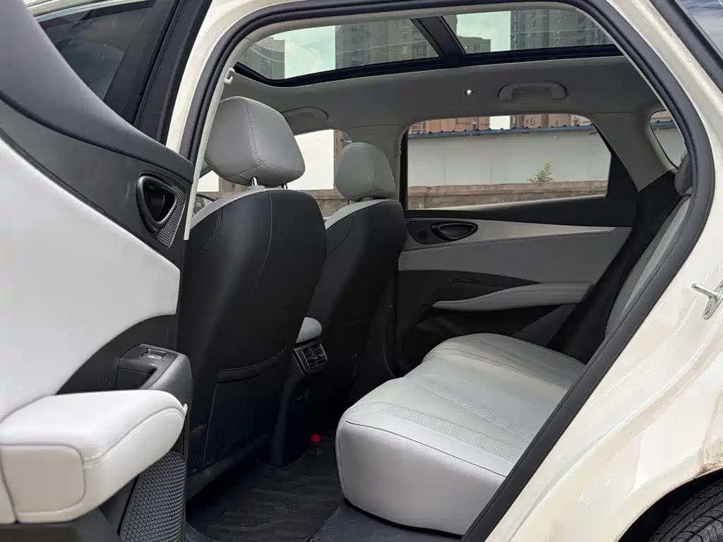 BYD Seal 06 DM-i Travel Edition 2025 — фото 10