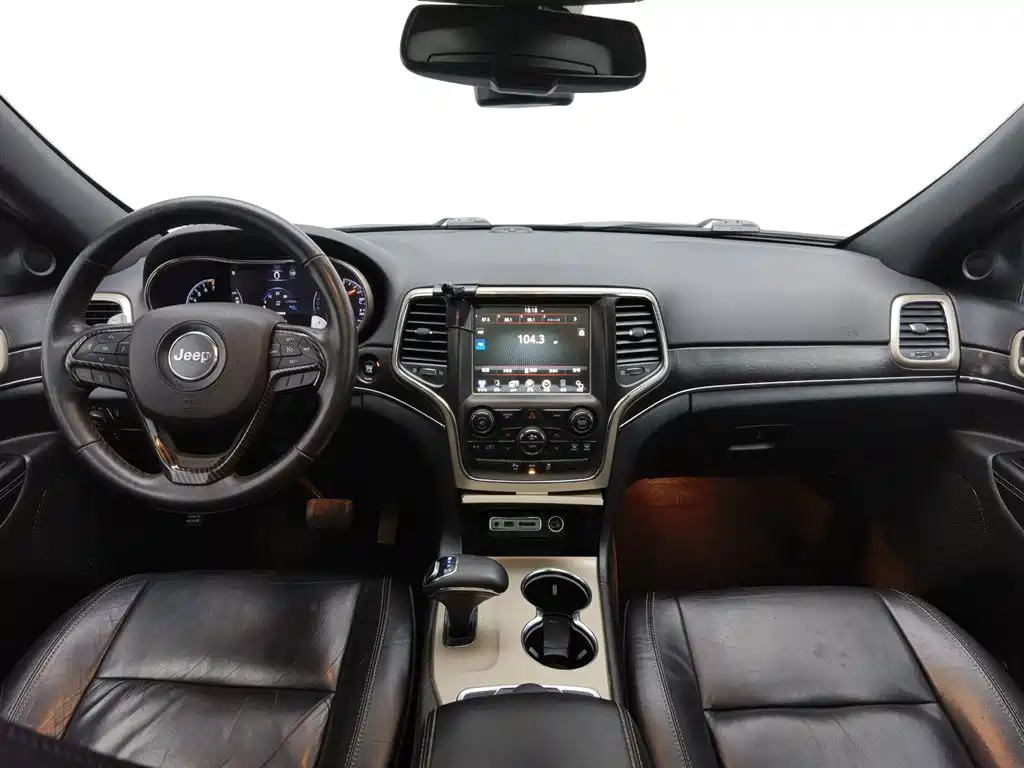 Jeep Grand Cherokee 2016 — фото 5