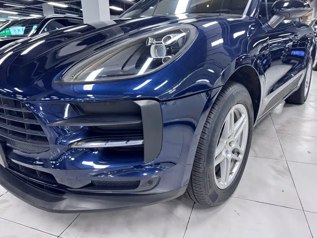 Porsche Macan 2018 — фото 15