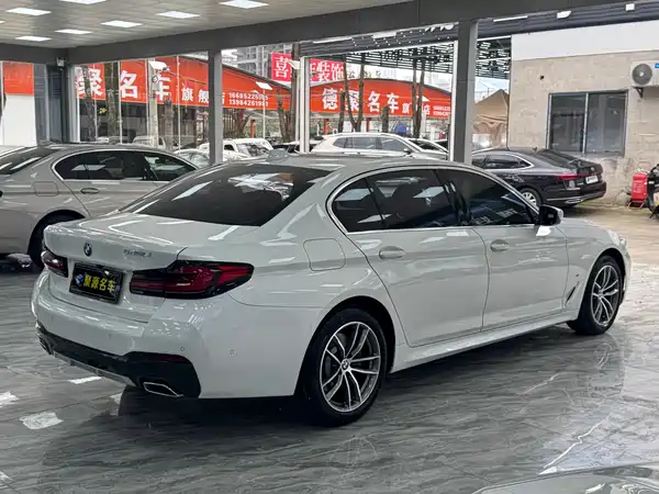 BMW 5 Series 2022