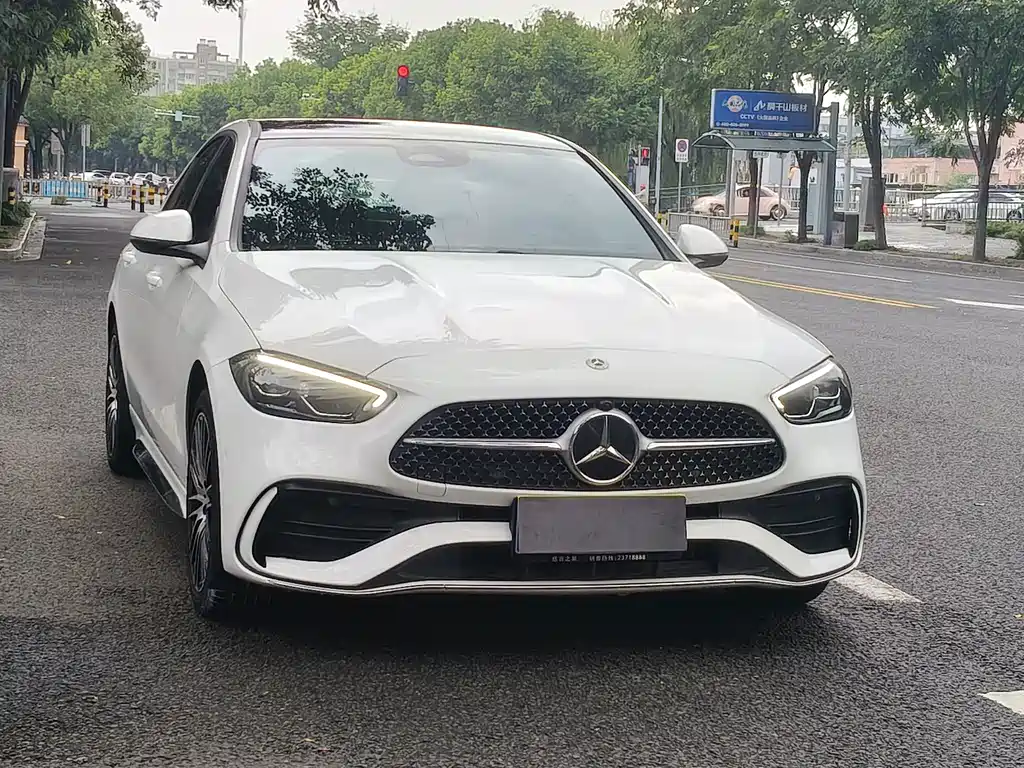 Mercedes-Benz C-Class 2023 — фото 2