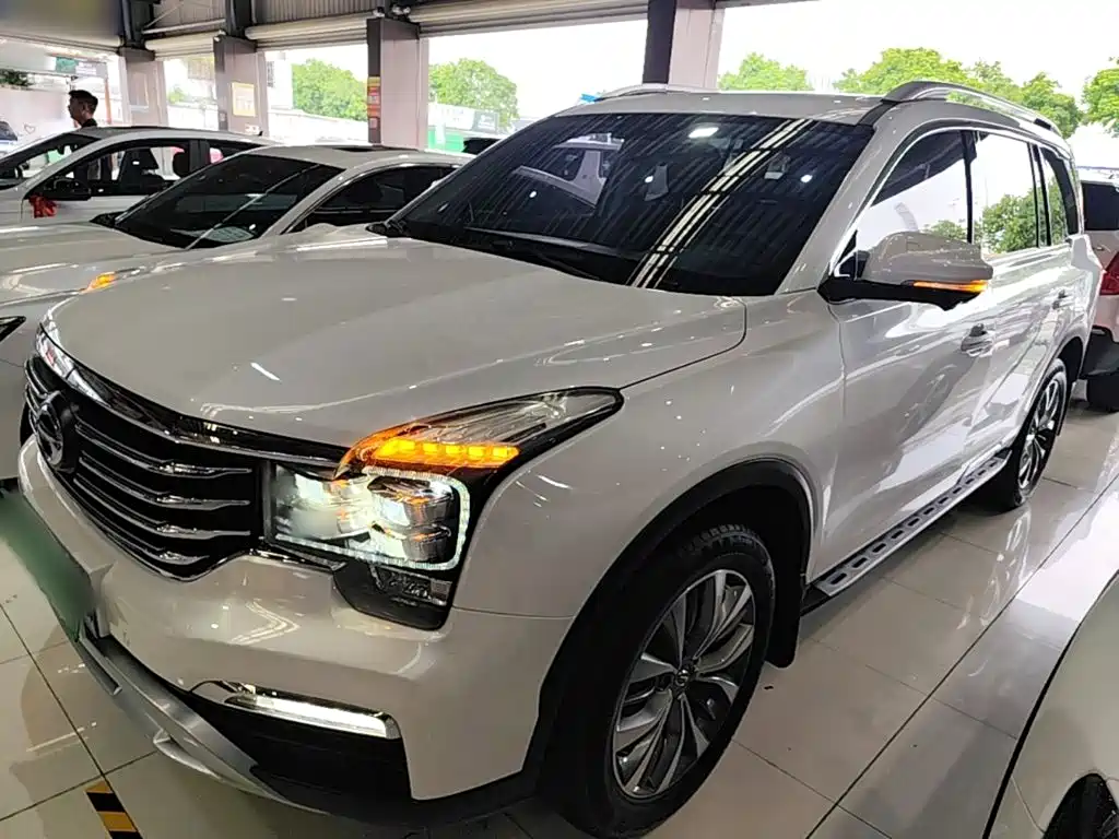 GAC Trumpchi GS8 2018 — фото 1