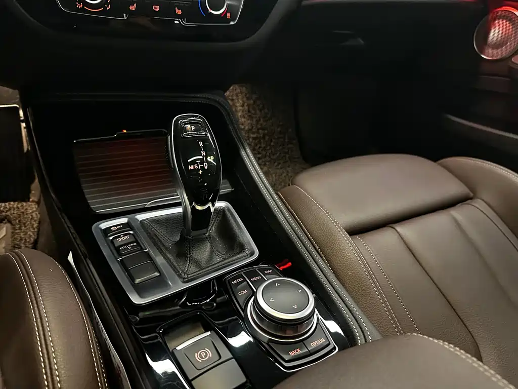 BMW 1 Series 2021