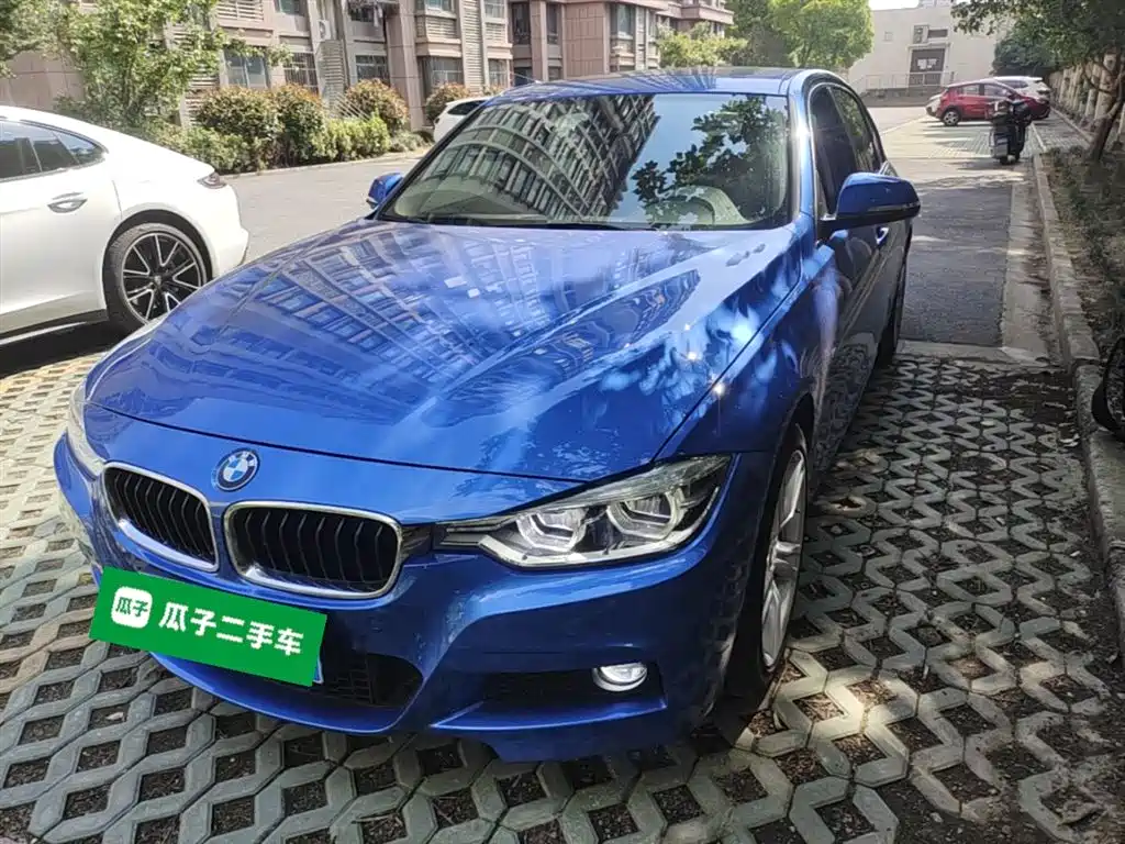 BMW 3 Series 2018 — фото 2