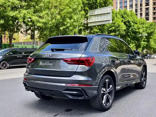 Audi Q3 2021