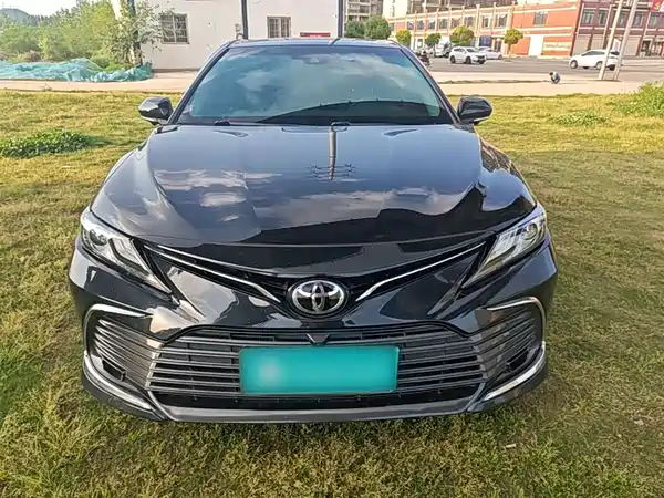 Toyota Camry 2021