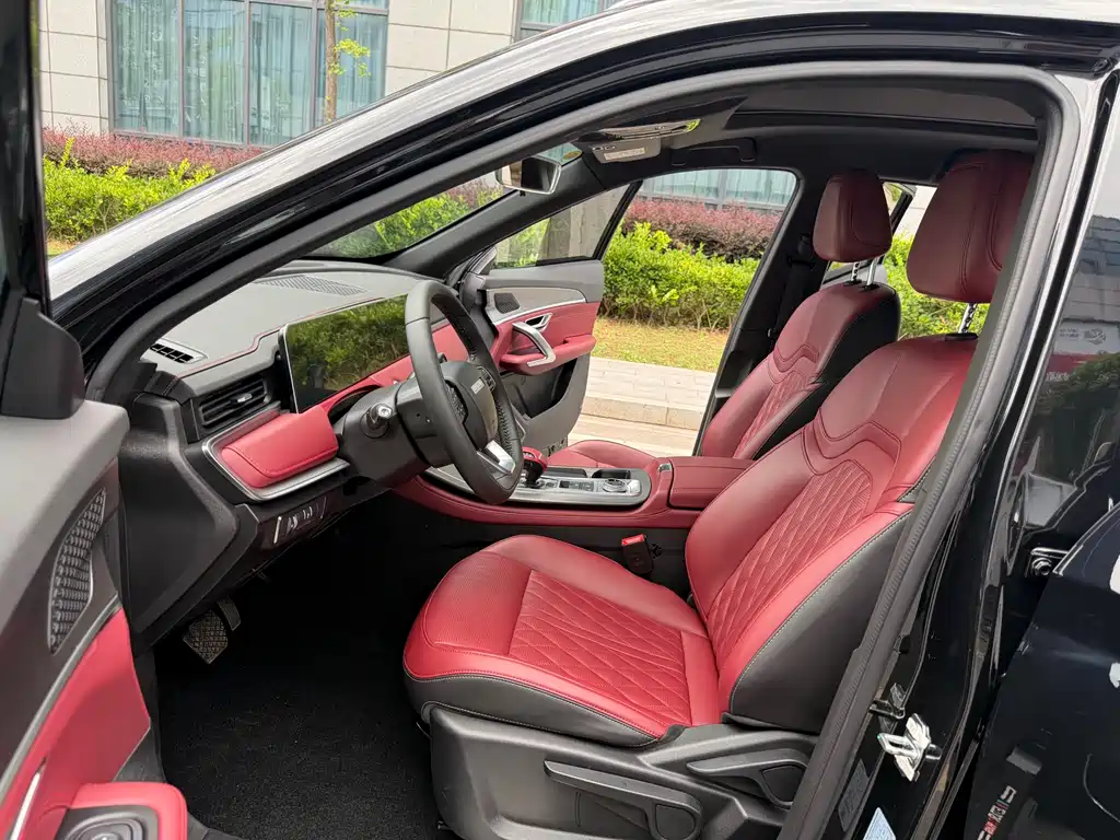 Jetour Jietu X70 PLUS 2025 — фото 8