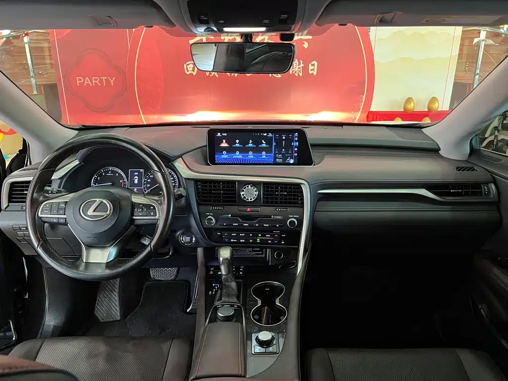 Lexus RX 2018 — фото 11