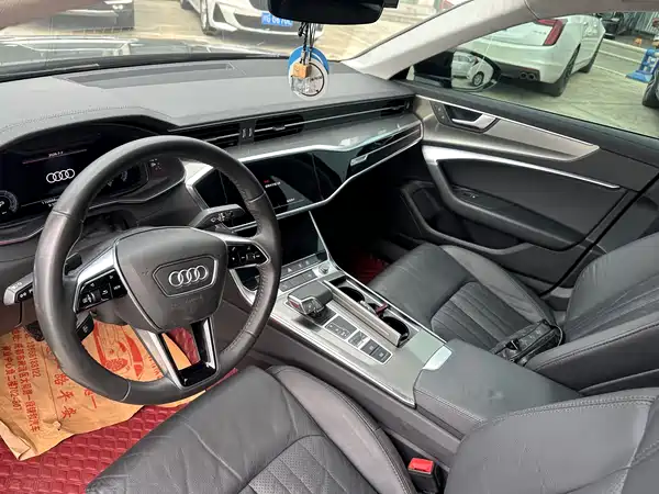 Audi A6L 2021