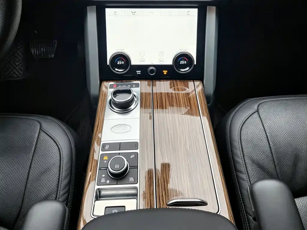 Land Rover Range Rover 2019 — фото 9