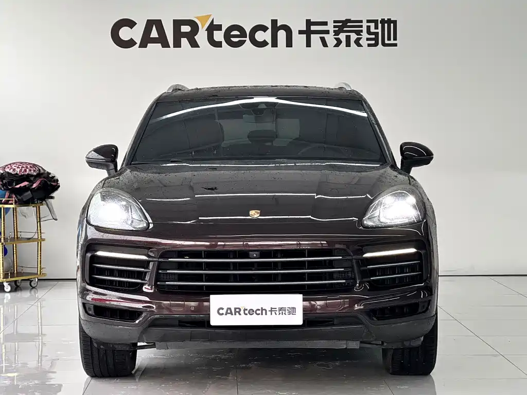 Porsche Cayenne 2018 — фото 2