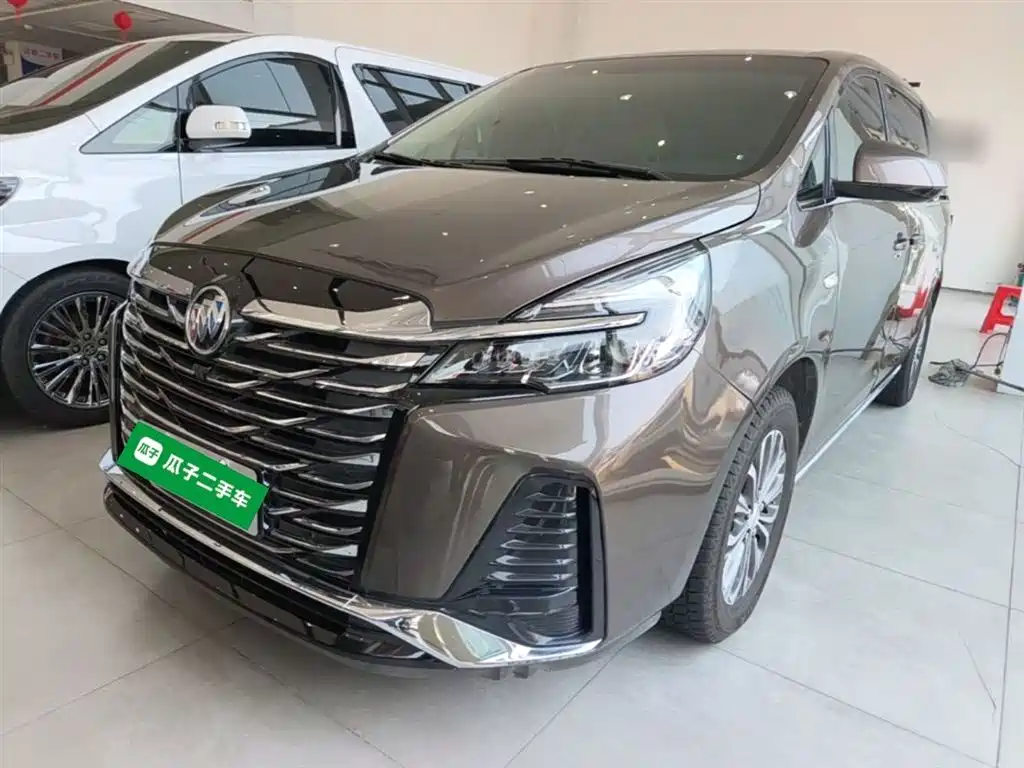 Buick GL8 2025
