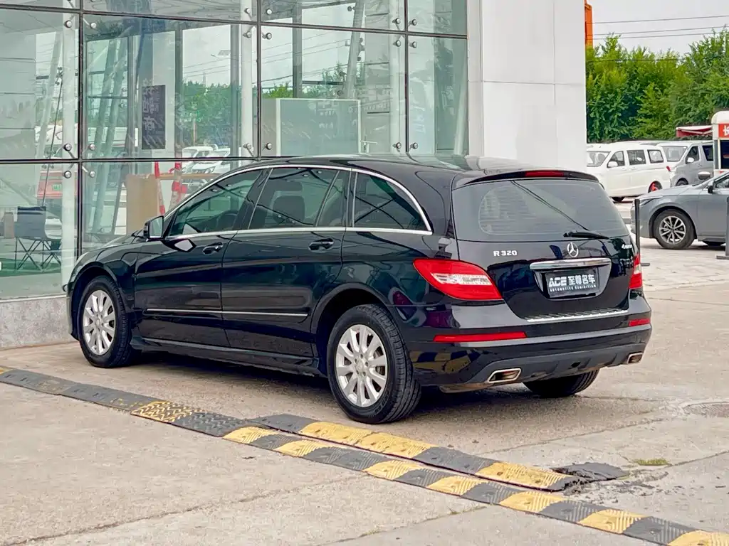 Mercedes-Benz R-Class 2014 — фото 6