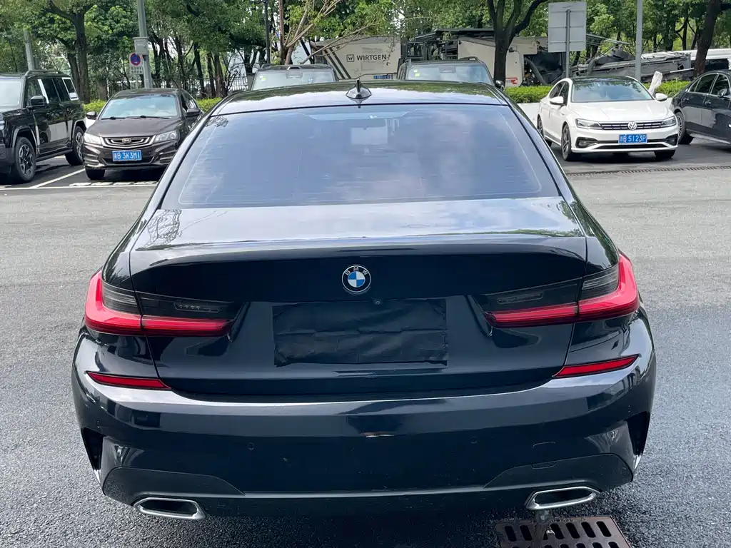 BMW 3 Series 2020 — фото 19
