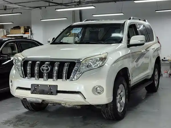 Toyota Prado 2016