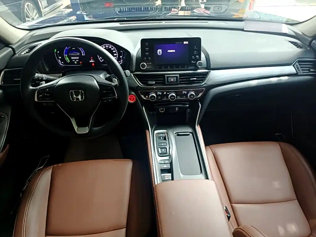 Honda Inspire 2021 — фото 10