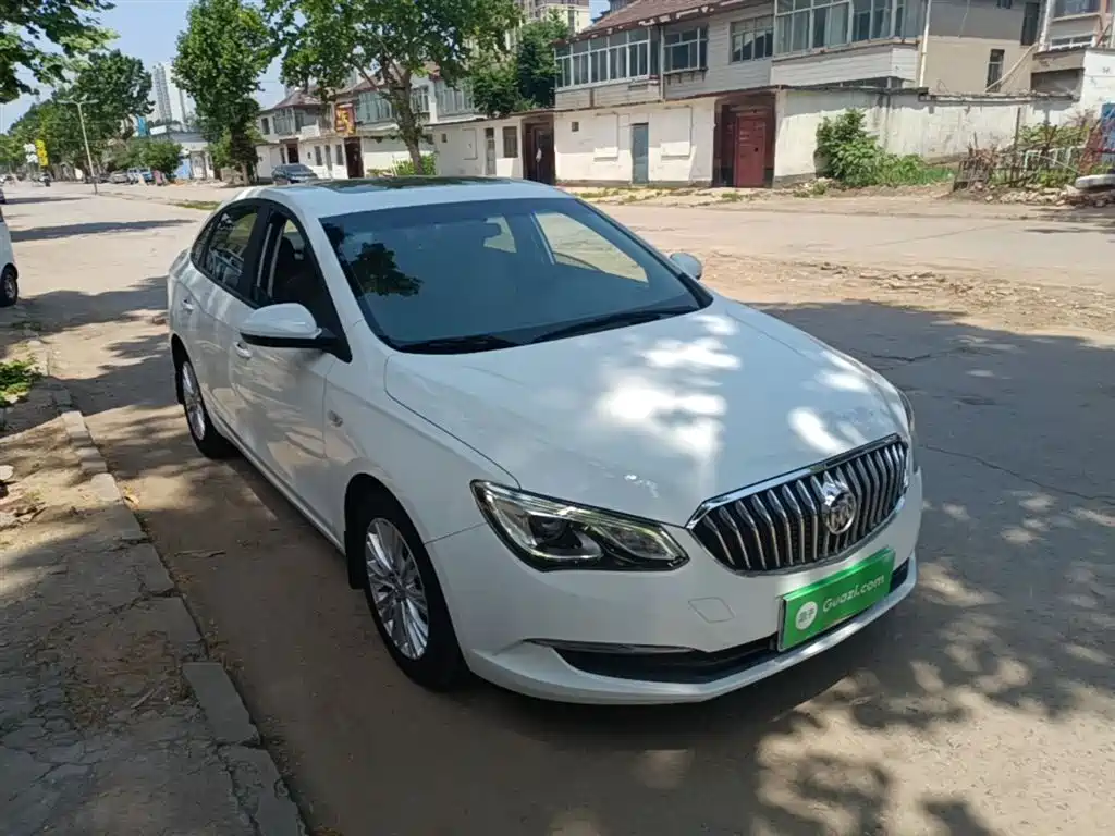 Buick Excelle 2015 — фото 4