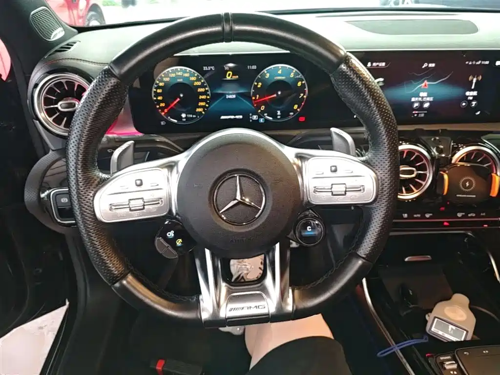 Mercedes-Benz A-Class AMG 2021 — фото 11