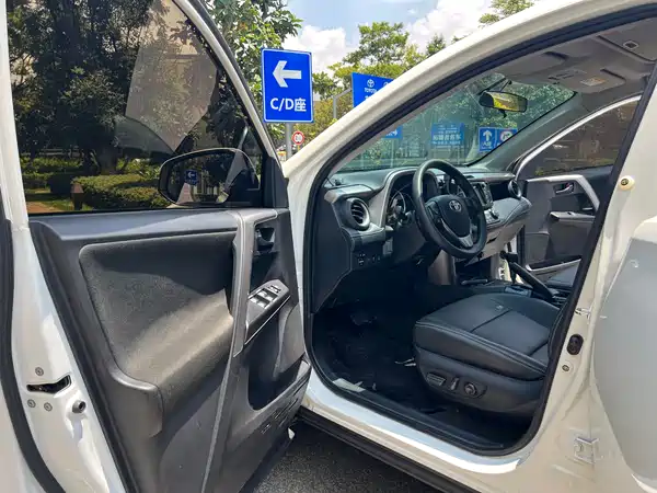 Toyota RAV4 2019