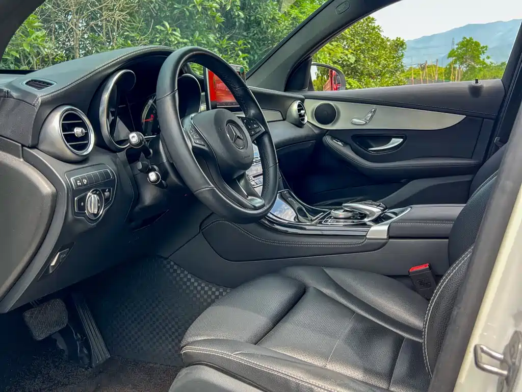Mercedes-Benz GLC Coupe 2019 — фото 16