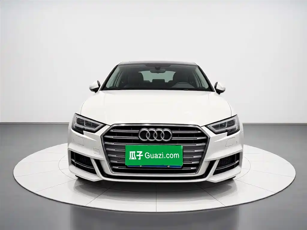 Audi A3 2021 — фото 2