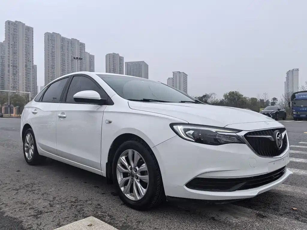 Buick Excelle 2021 — фото 3
