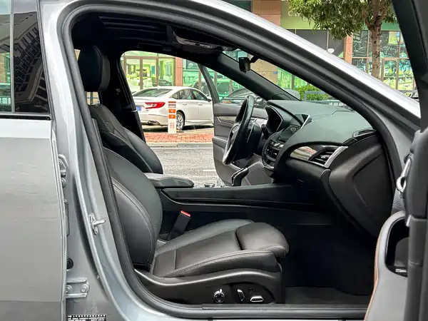 Cadillac CT5 2023