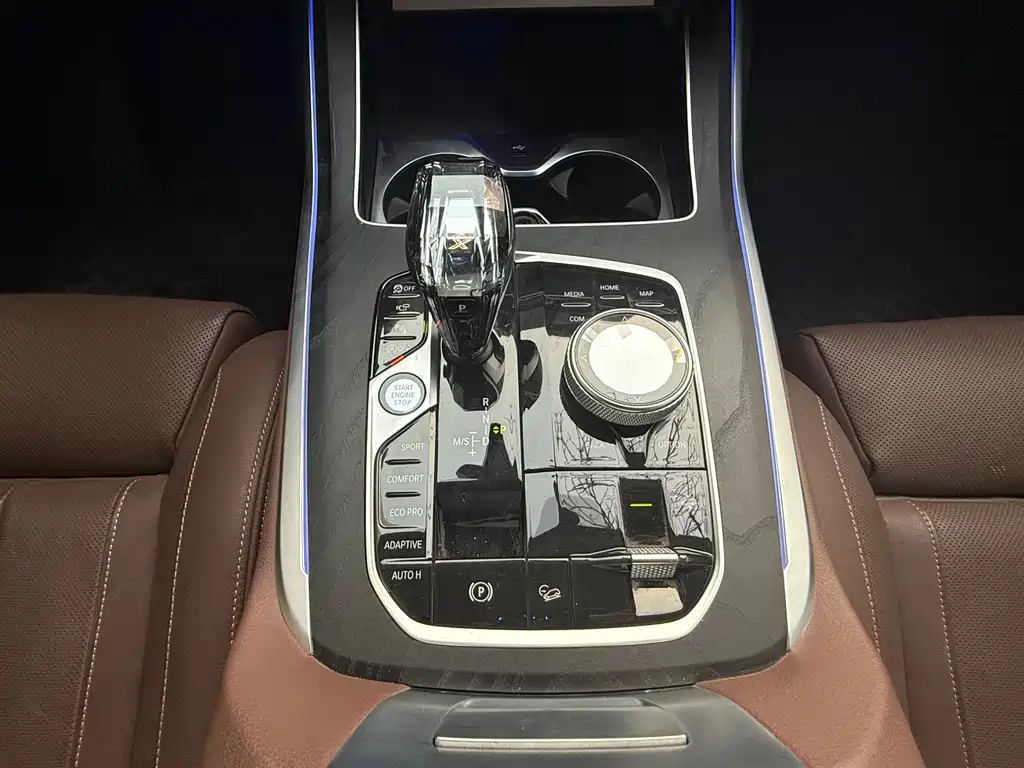BMW X7 2022 — фото 11
