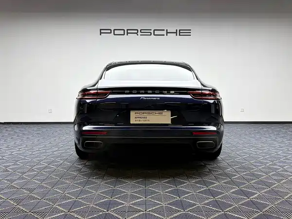 Porsche Panamera 2020